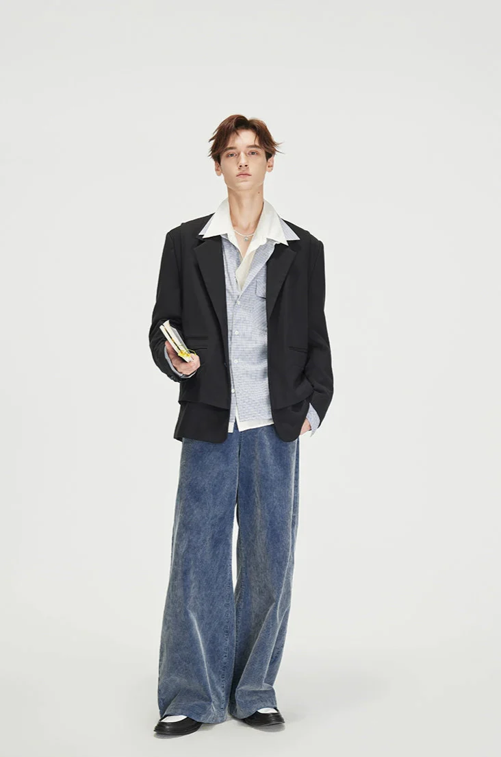 Structured Panel-Detail Single Breasted Lapel Blazer - Image 6