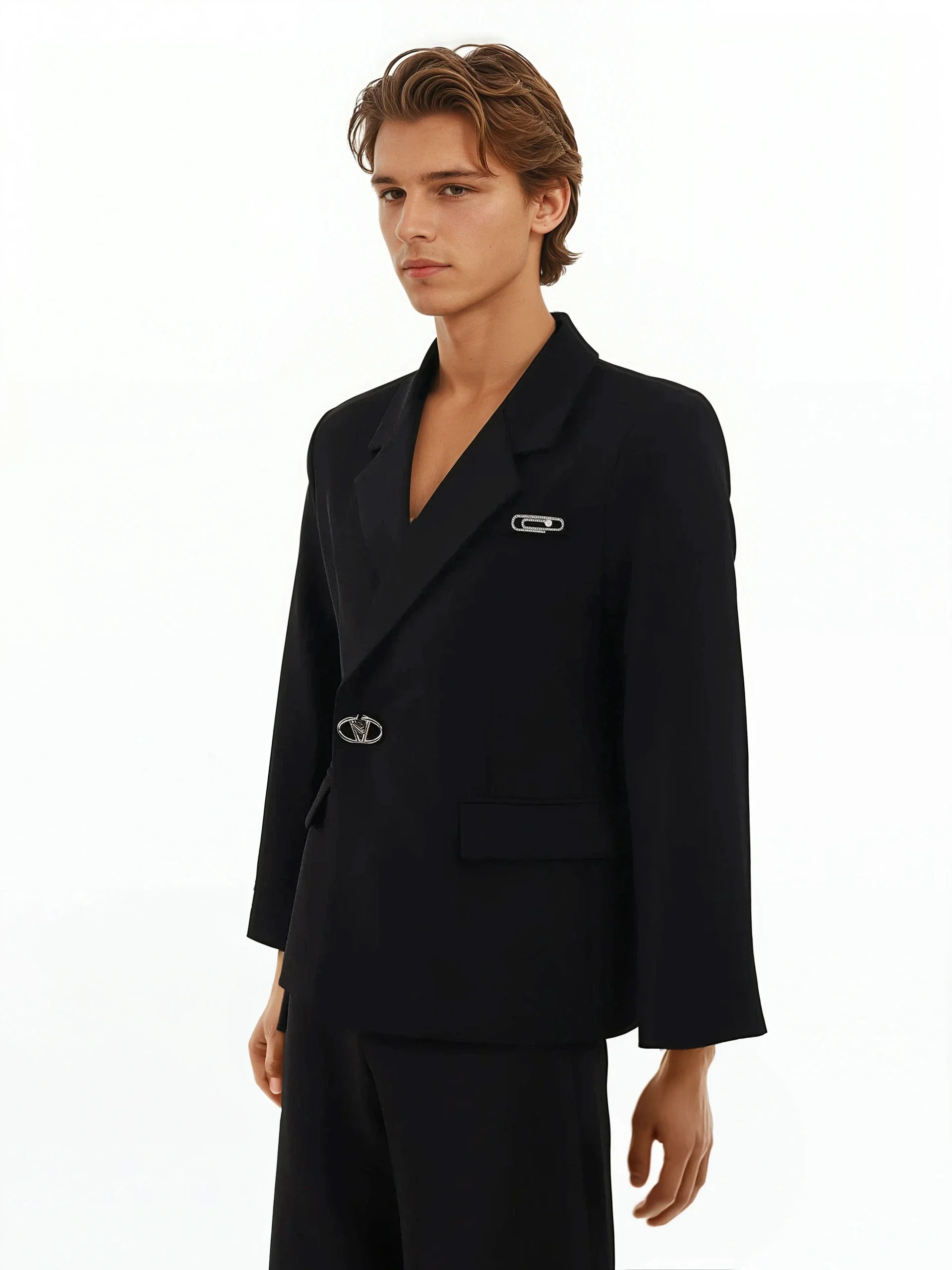 Structured Single-Breasted Blazer with Metal Clasp and Brooch Detail - Image 2