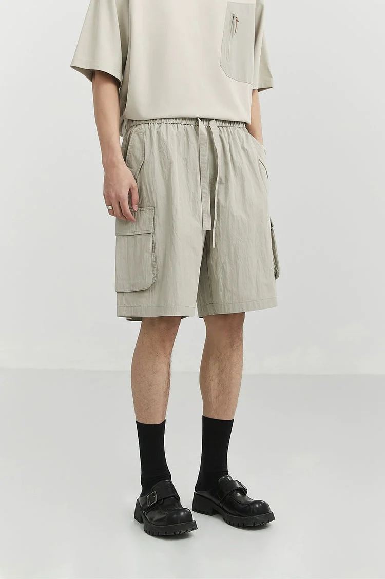 Textured Cargo Pocket Drawstring Shorts - Image 4