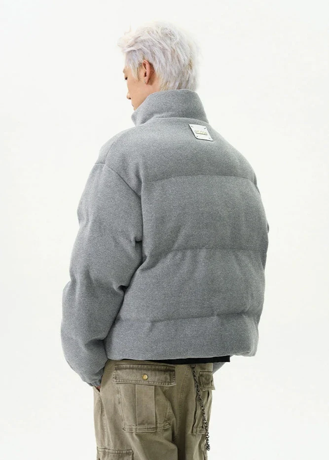 Textured Mid-Crop Puffer Jacket with Ribbed Pocket Details - Image 3