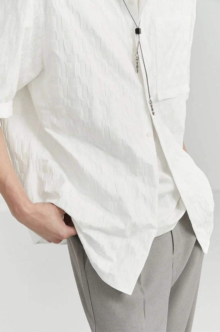 Textured Short Sleeve Button-Up Shirt - Image 15