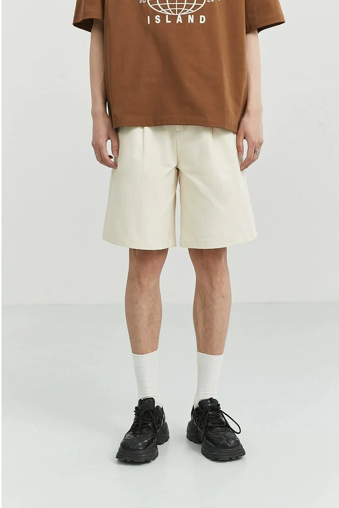 Wide-Leg Button-Detail Pleated Shorts - Image 3