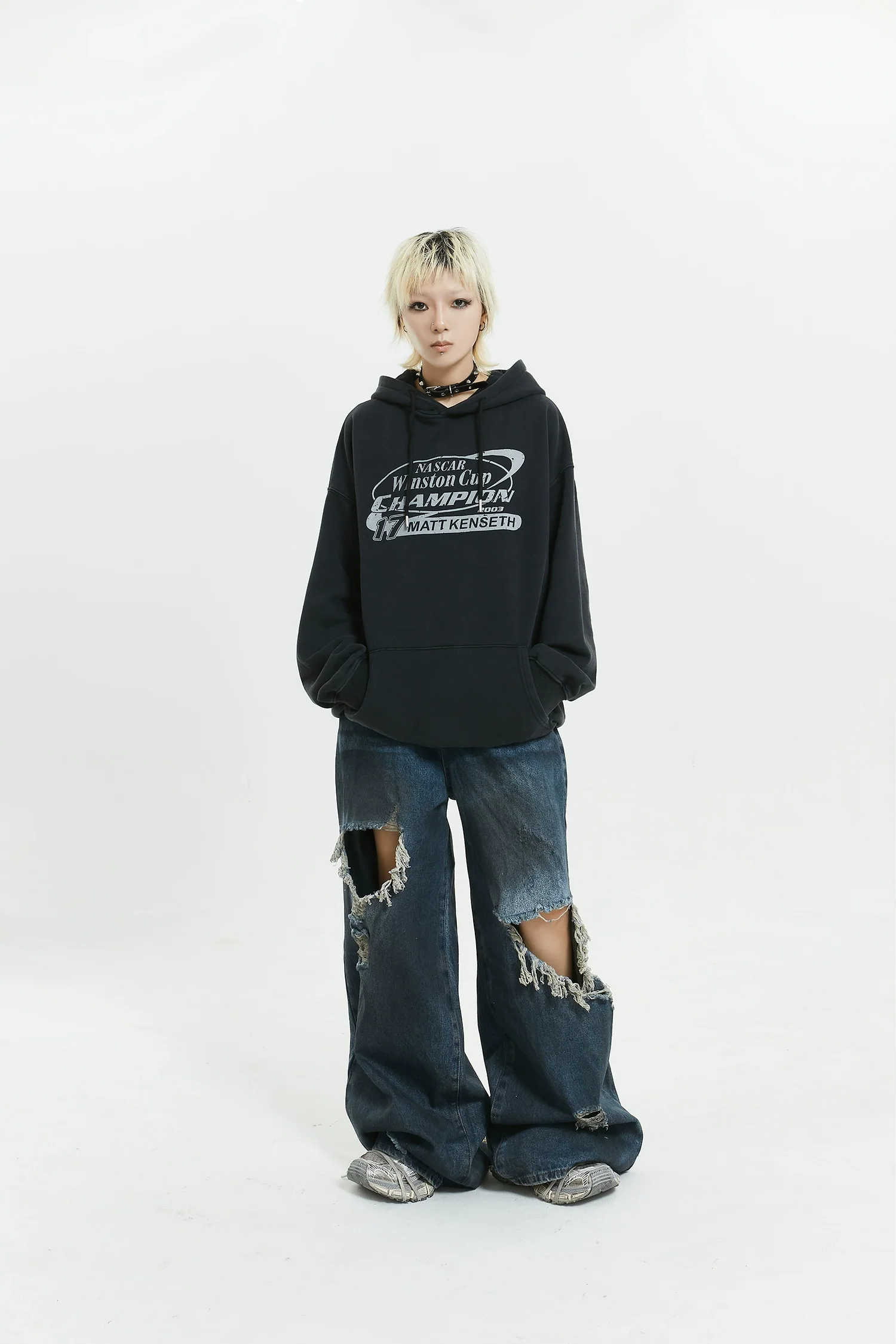 Wide-Leg Distressed Knee-Blown Denim Jeans - Image 11