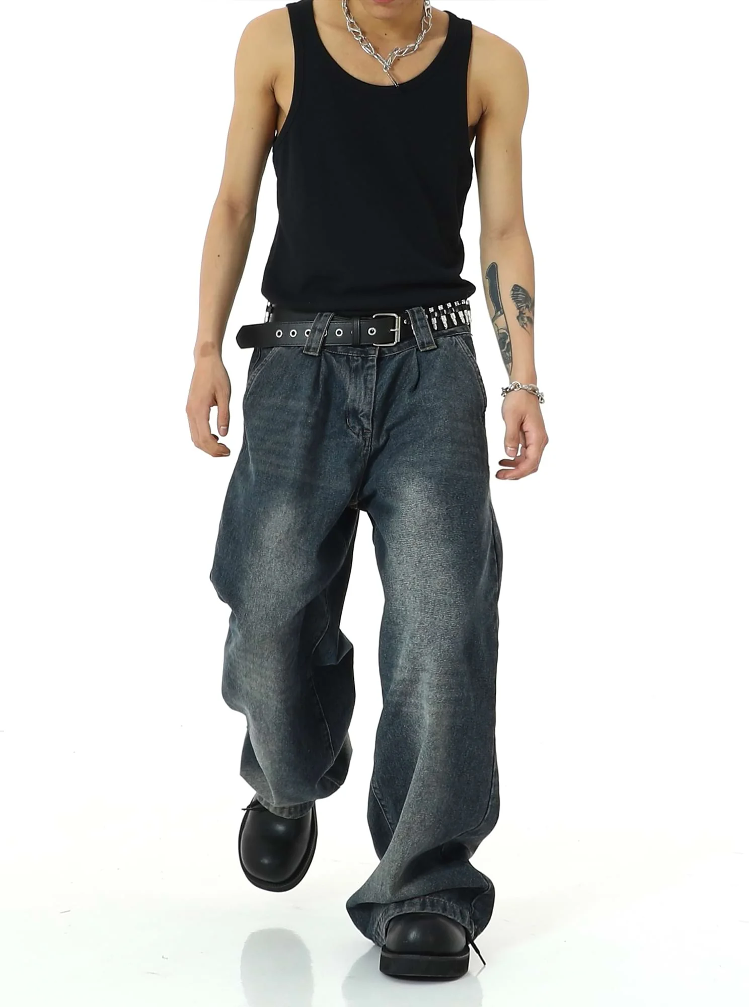 Wide Leg Faded Jeans - Image 3