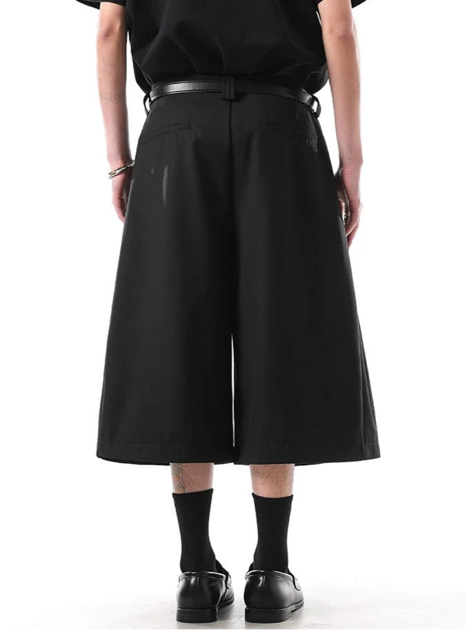 Wide Leg Pleated Tailored Long Bermuda Shorts - Image 6