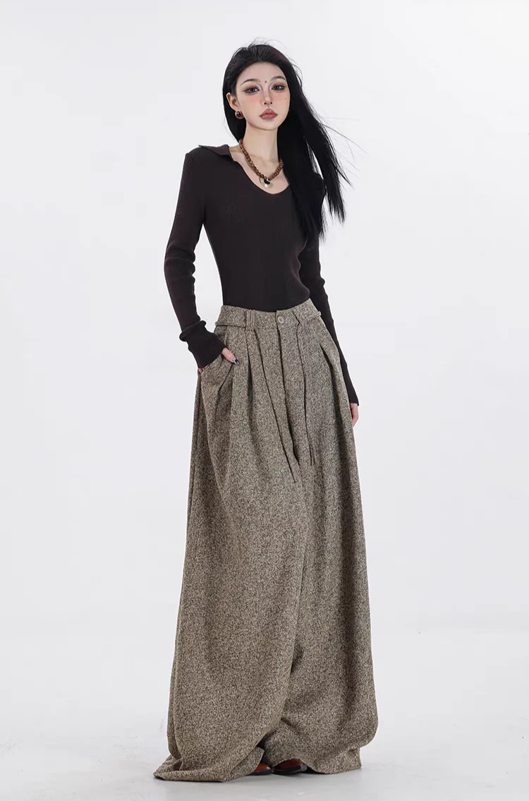 Wide-Leg Pleated Textured Trousers with Waist String - Image 7