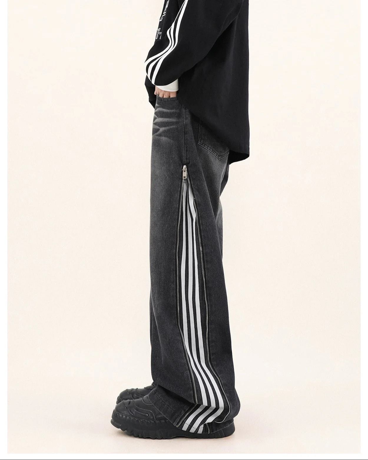 Wide-Leg Side Stripe Denim Zippered Jeans - Image 6