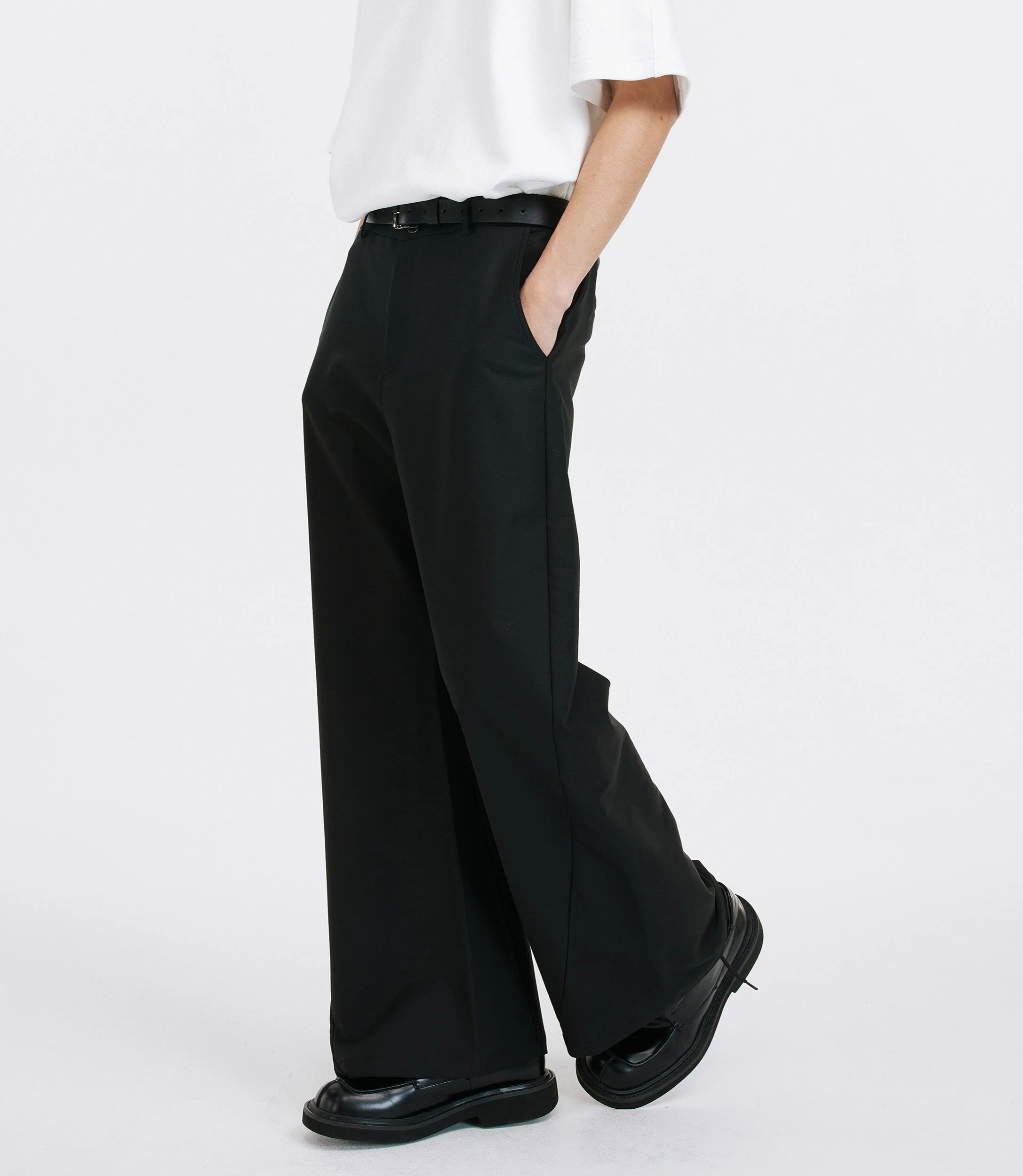Wide Leg Tailored Panelled Trousers with Belt Loops - Image 2